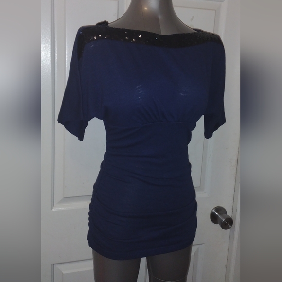 Deb Navy Tunic Mini w Beautiful Black Sequin Accent Across Shoulders & Neck Sz M - Picture 6 of 8